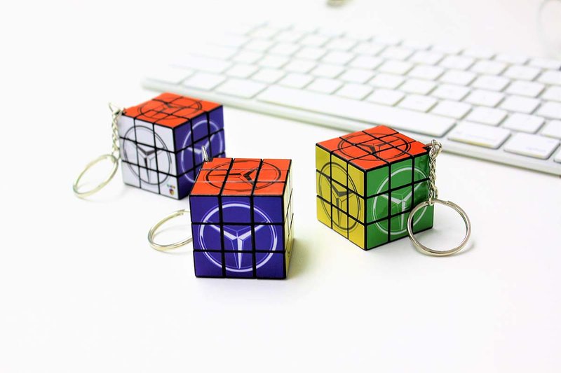  Interactive Rubik's Cube 3x3 Keychain